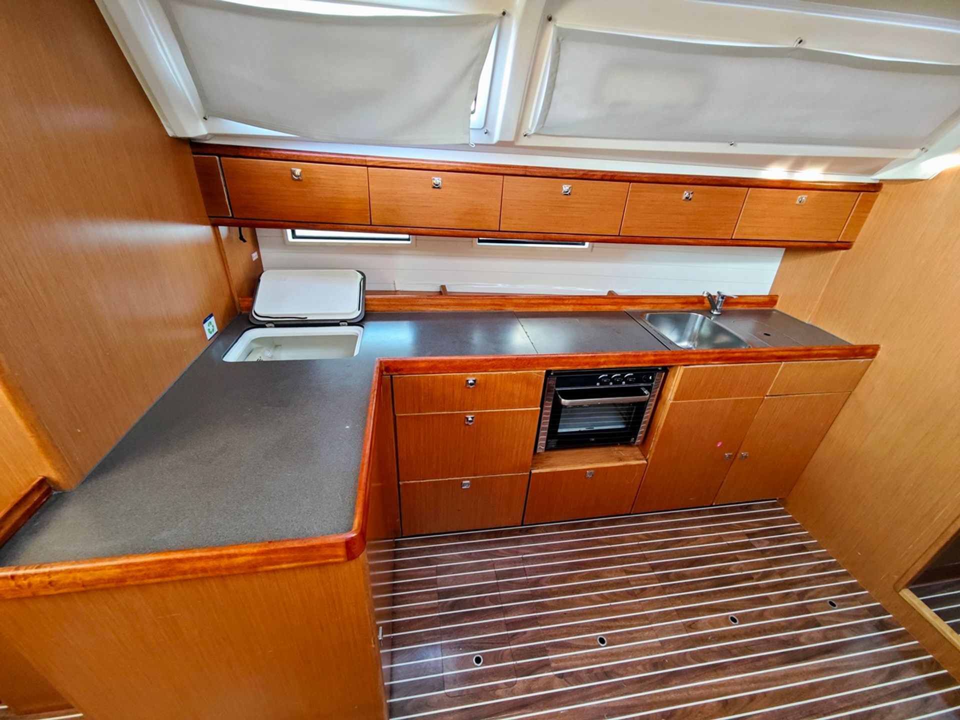 nausys-51266663-482152-p1.jpg