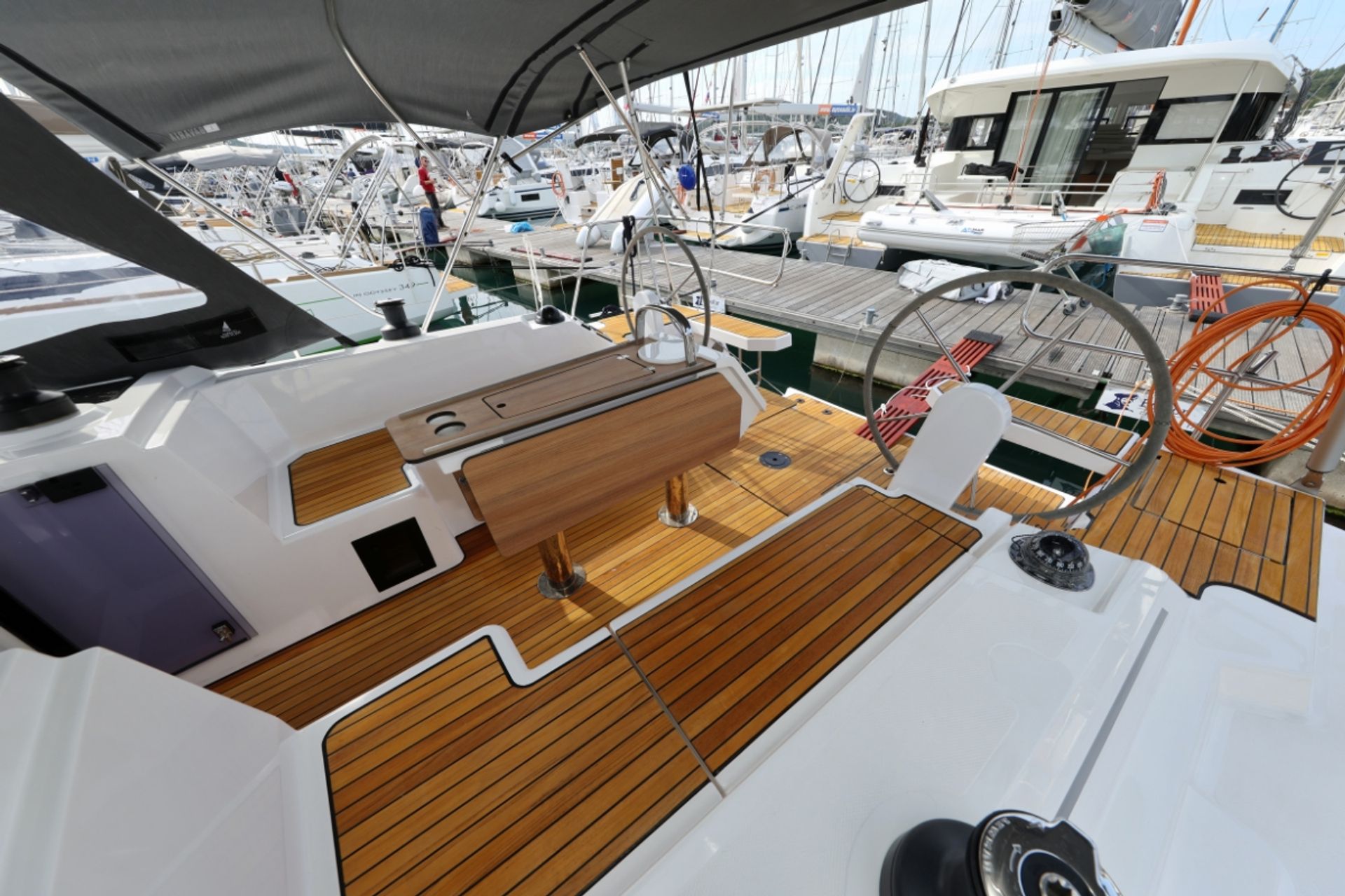 nausys-51299168-112021-n2.jpg
