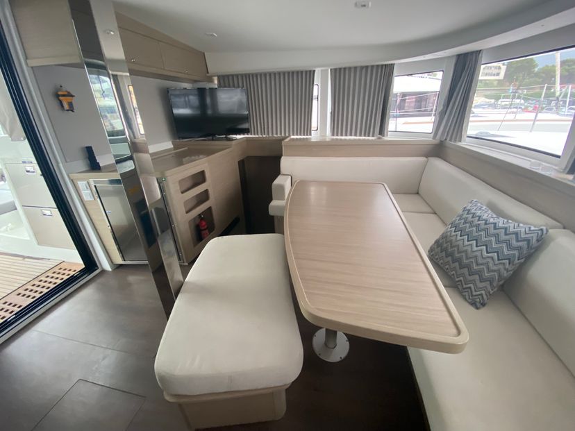 Lagoon 42 Brunhilde