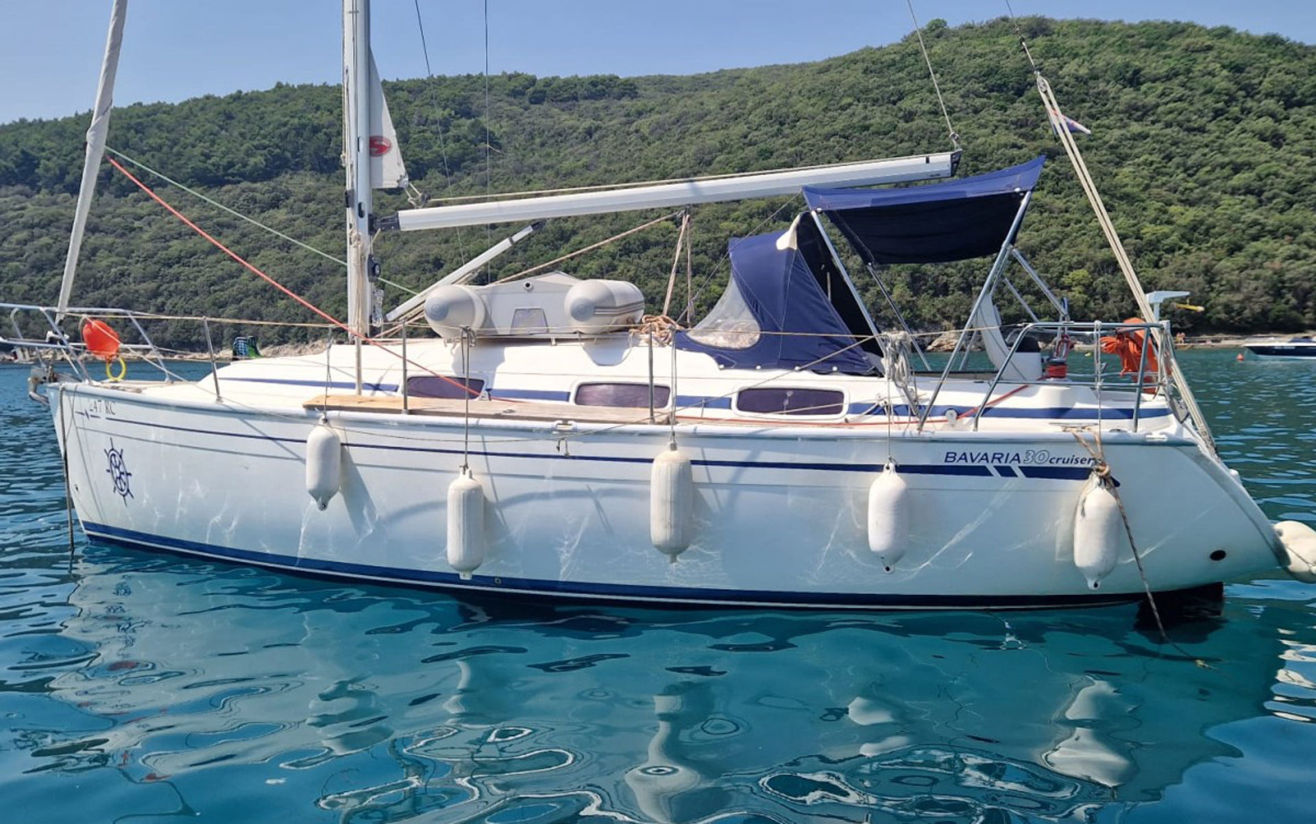 nausys-51338449-51283760-main.jpg