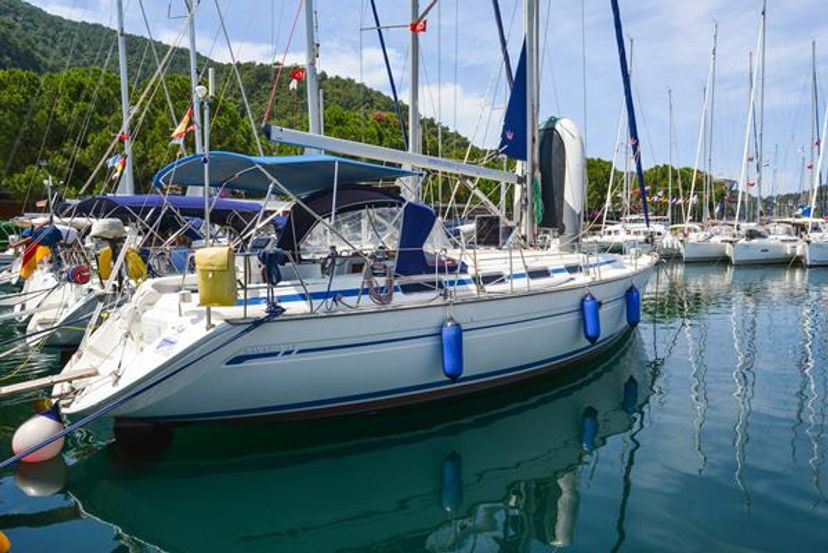 Bavaria Yachtbau 42 Jimminy Grille