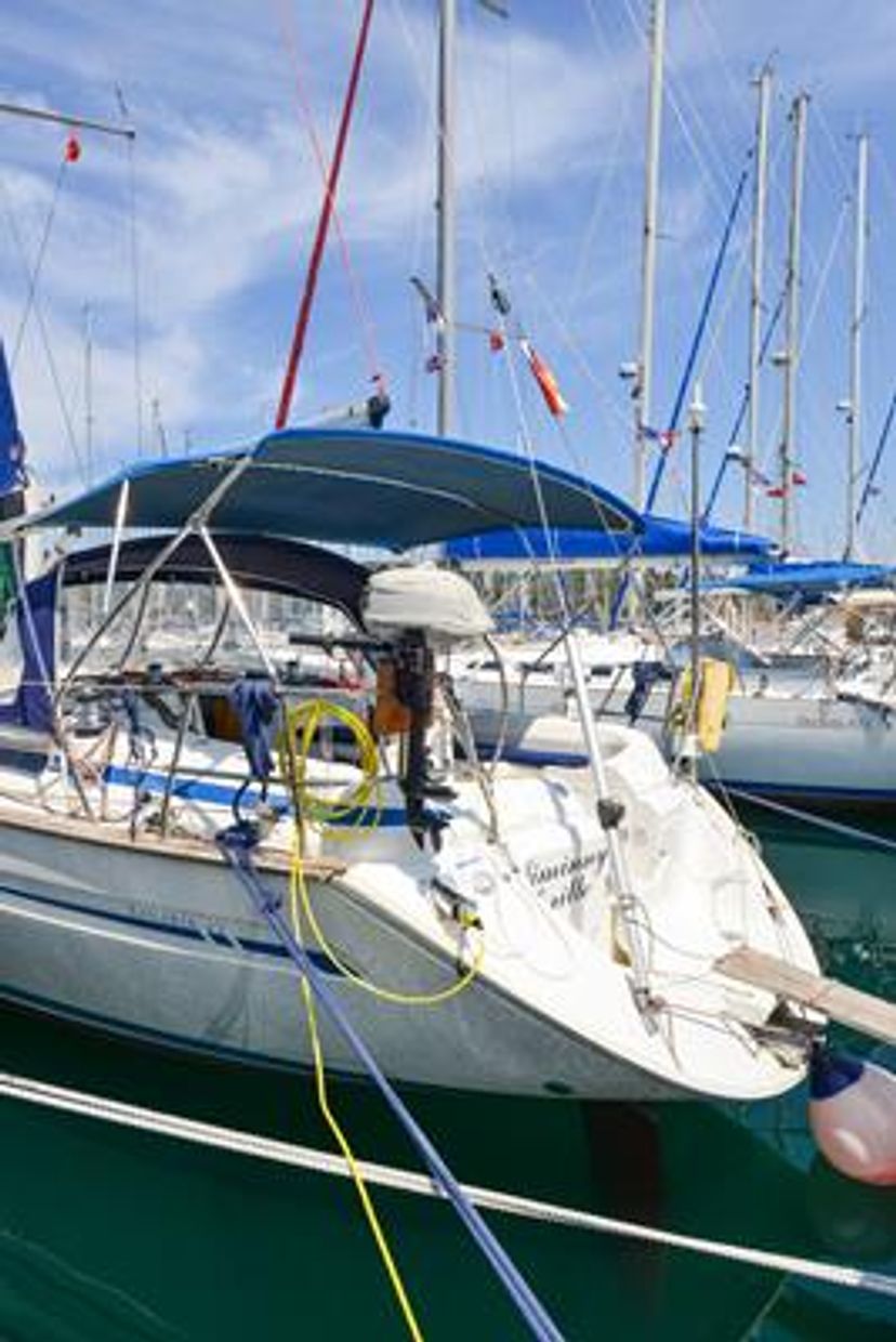 Bavaria Yachtbau 42 Jimminy Grille