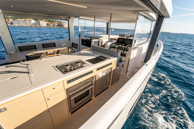 SEALODGE II 