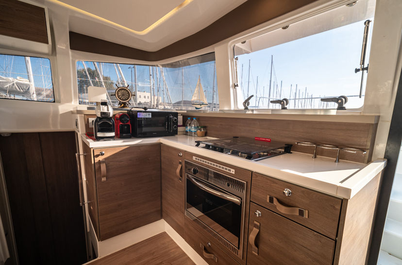 Catana 4.2 Silver IX