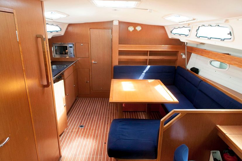 Bavaria Yachtbau 43 Constantina