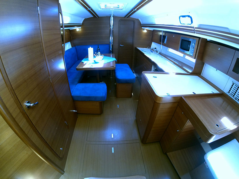 Dufour Yachts 37 China Girl