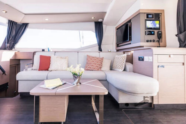 Fountaine Pajot 51 Maeva