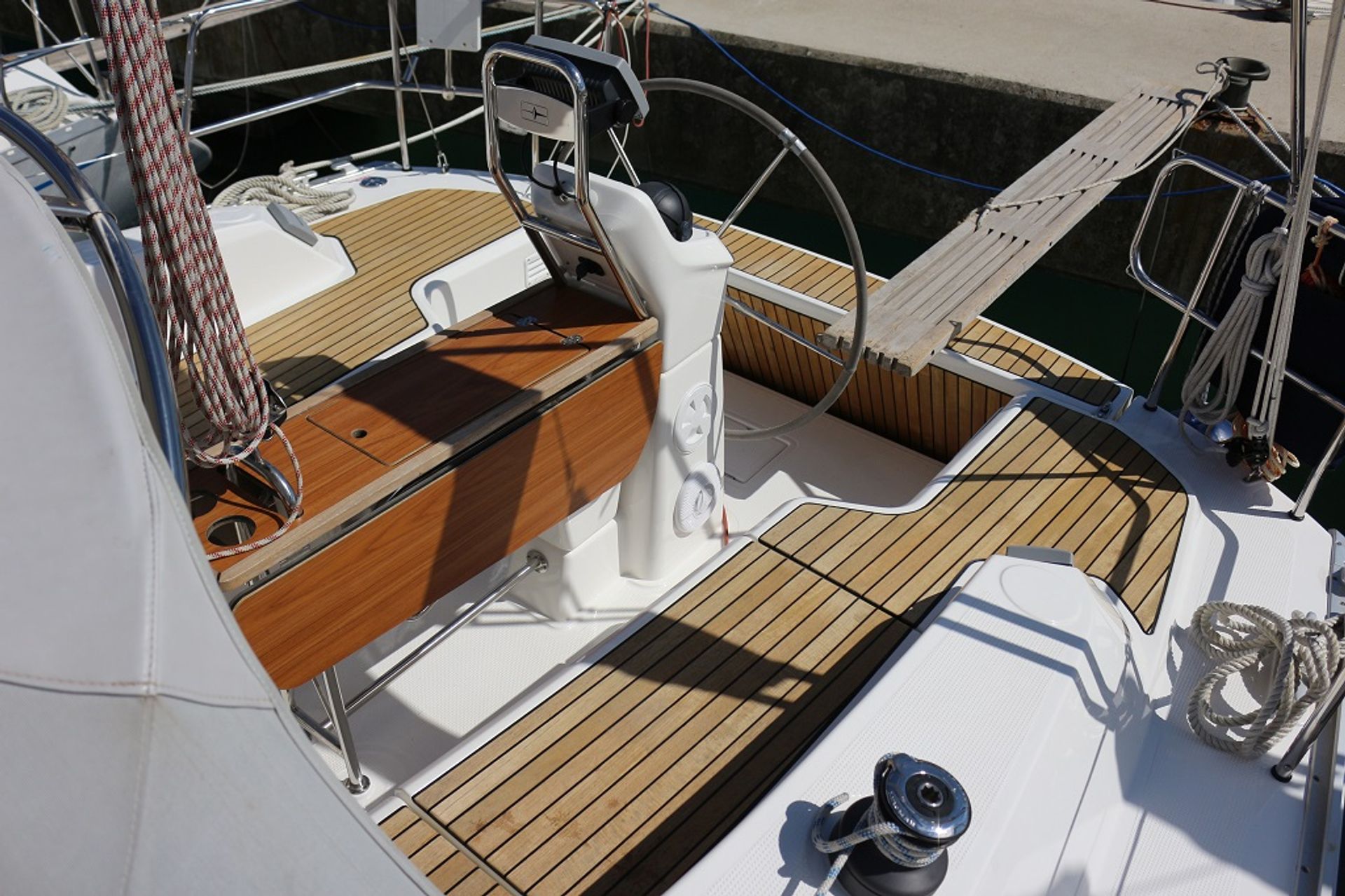 nausys-520342-482145-n2.JPG