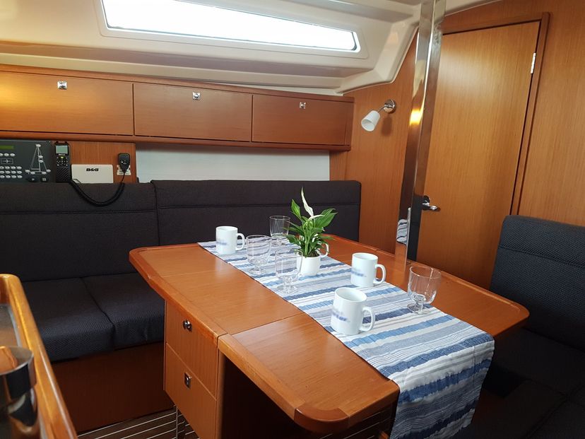 Bavaria Yachtbau 34 Theia