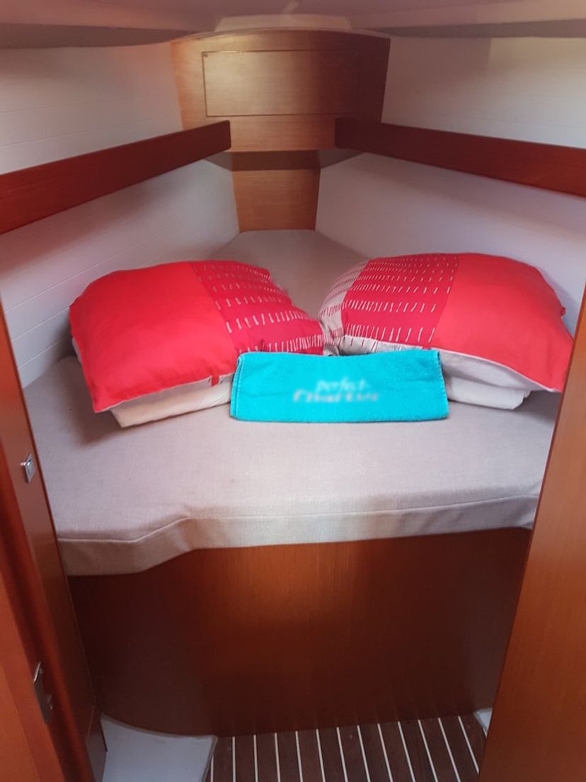 Bavaria Yachtbau 34 Theia