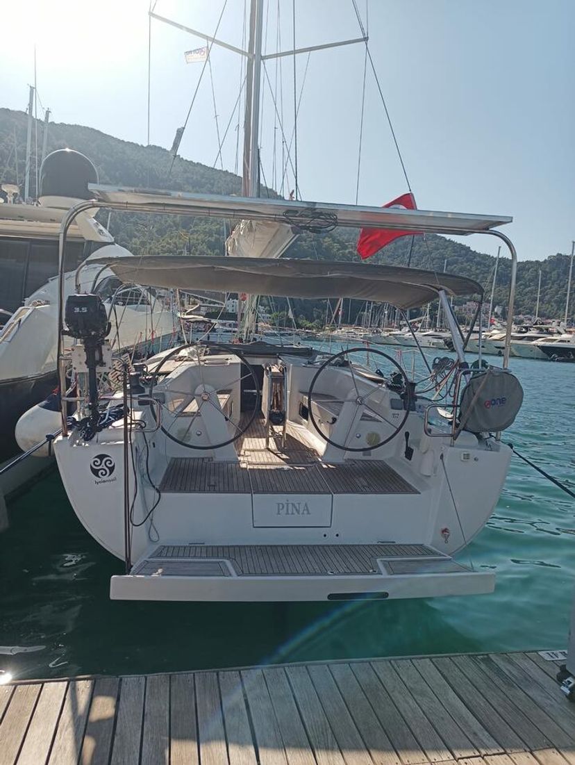 Hanse Yachts 45 Pina