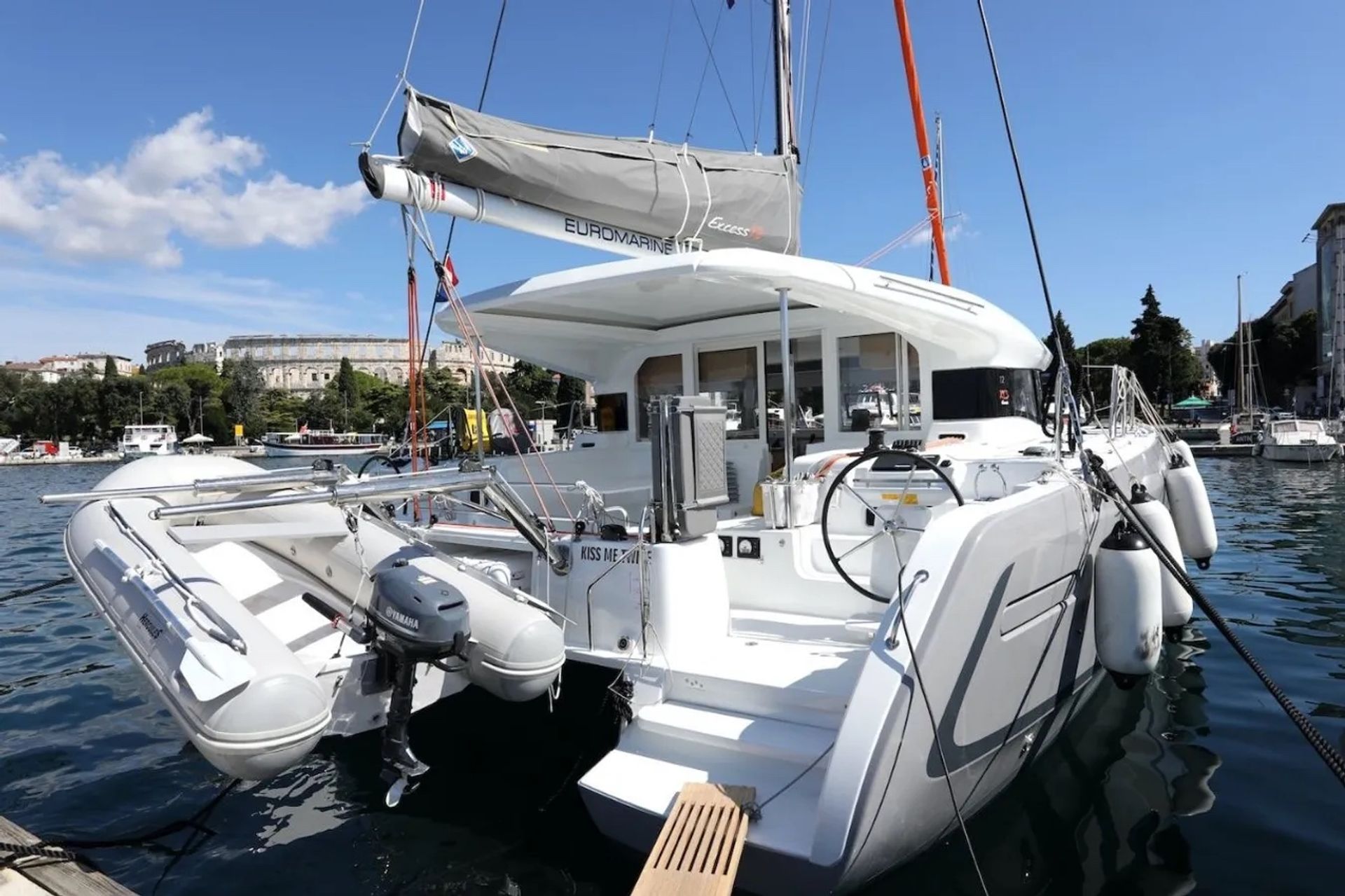 nausys-52044765-600853-main.jpg