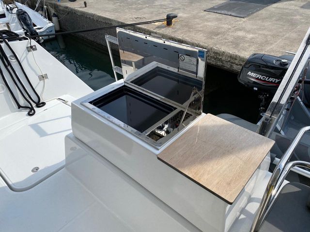 Fountaine Pajot 42 Ooga Chaka