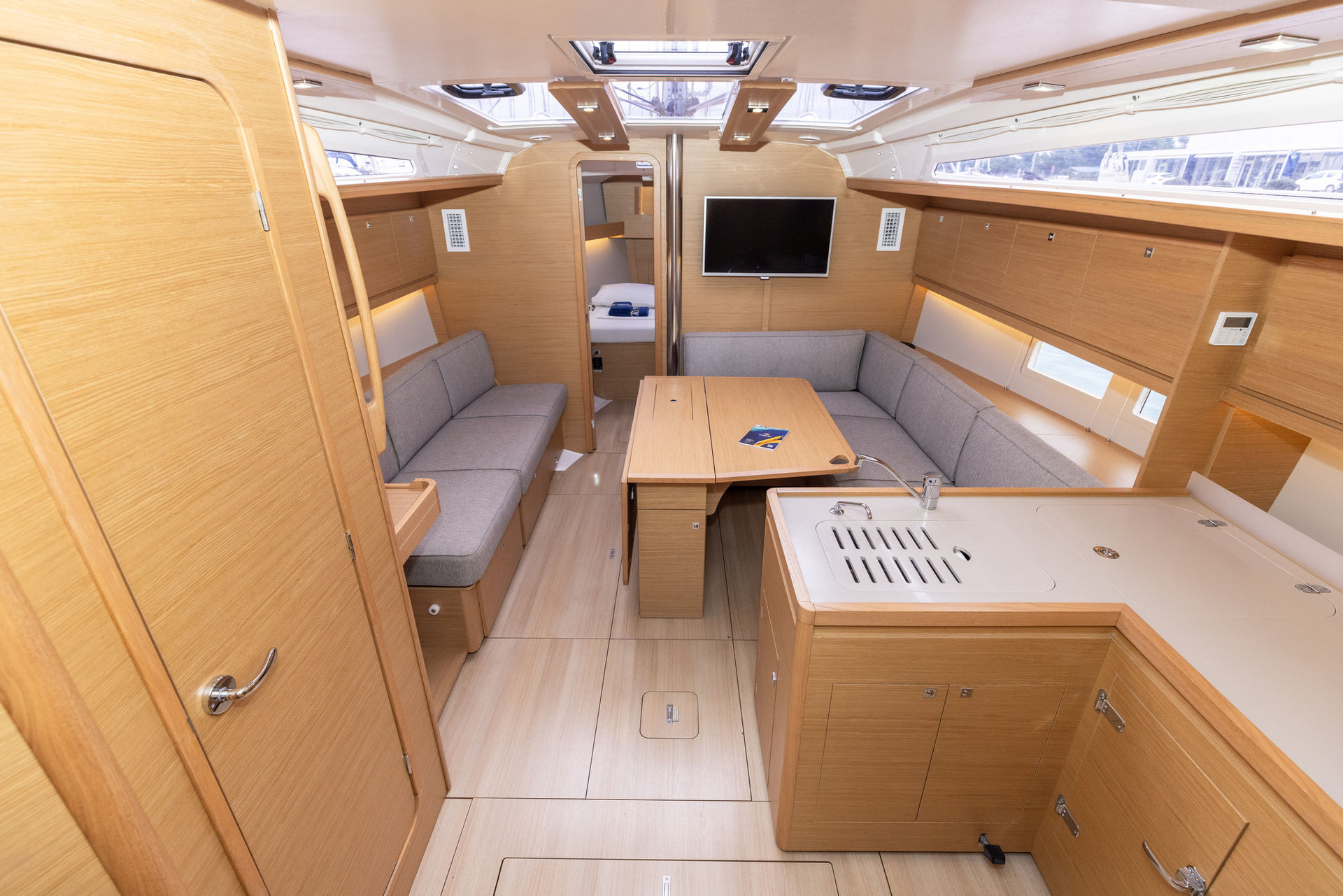 nausys-52063850-126227-p.jpg