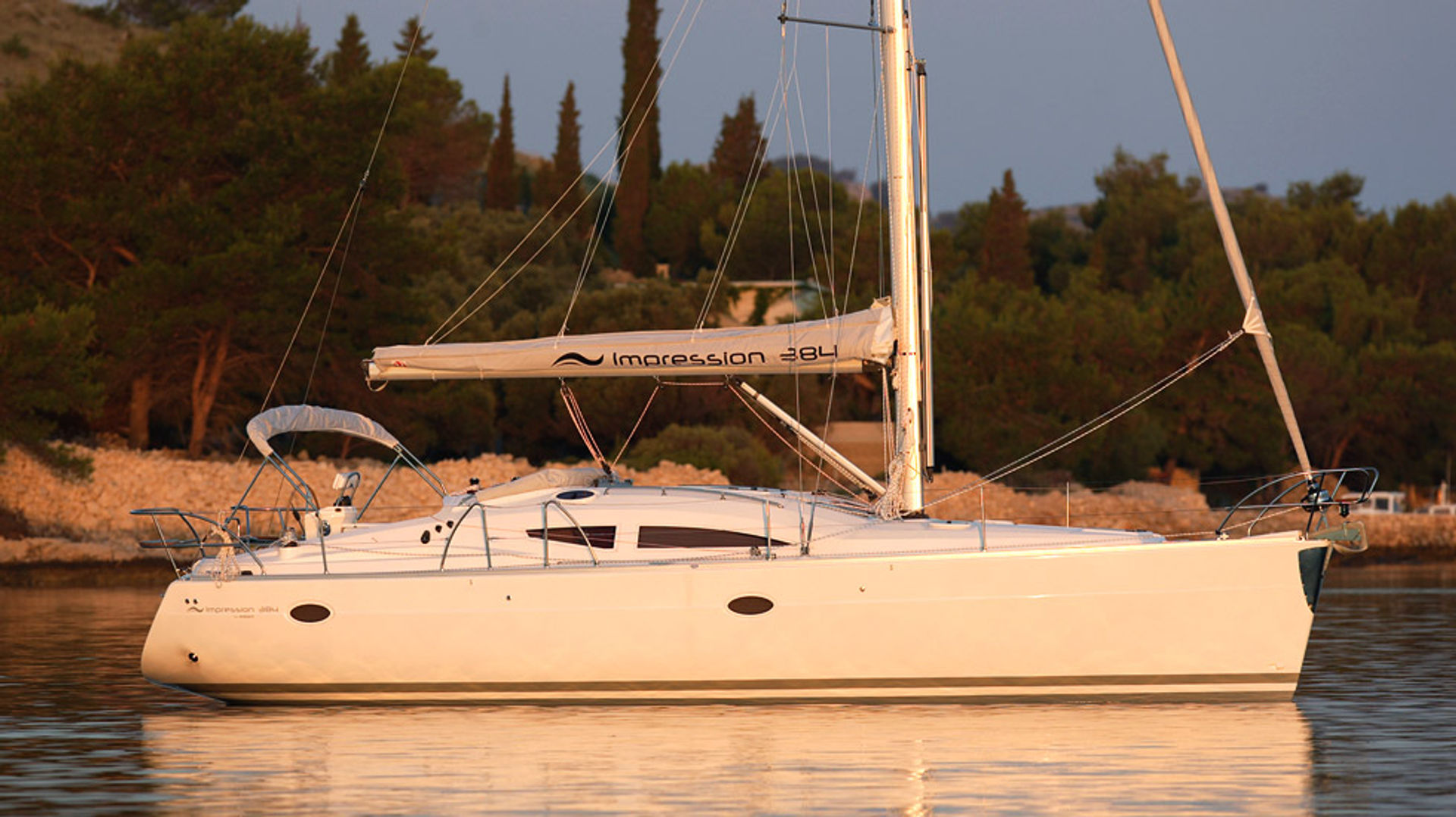 nausys-520707-482151-main.jpg