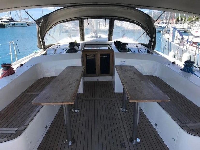 More Boats 55 Solid White