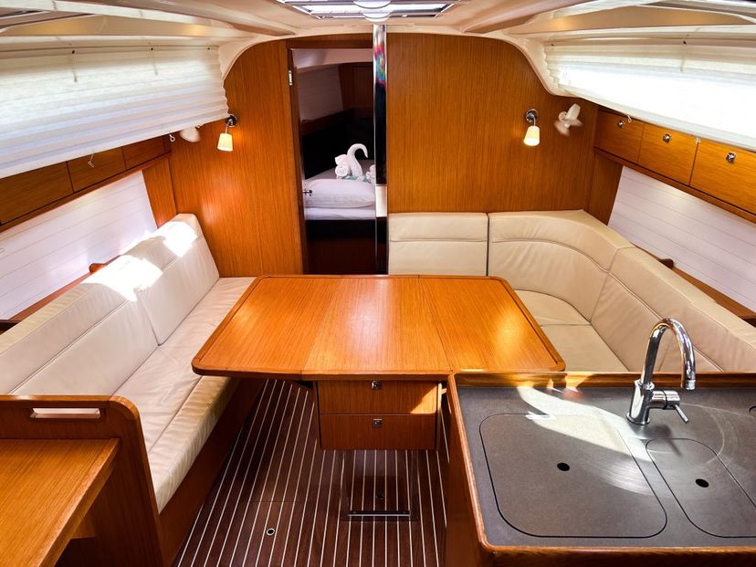Bavaria Yachtbau 37 Jitterbug