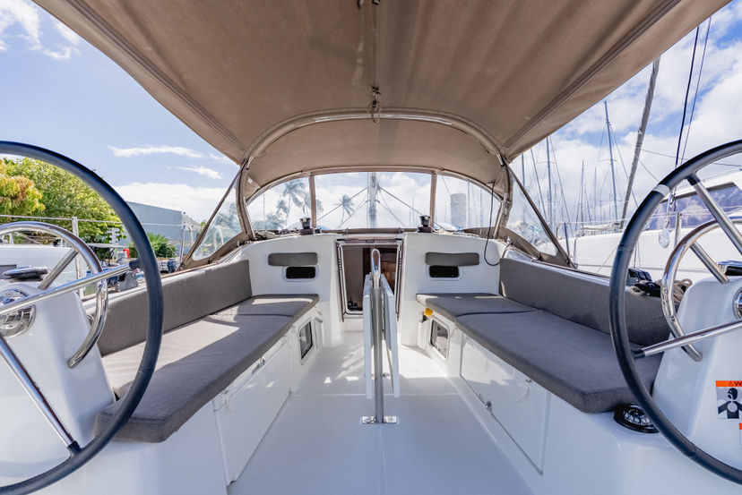 Jeanneau 38 Calypso Express
