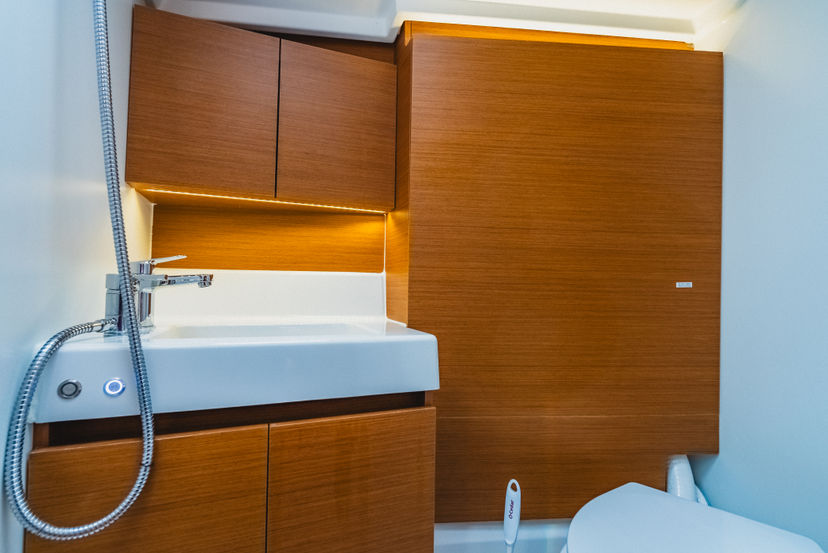Jeanneau 38 Calypso Express