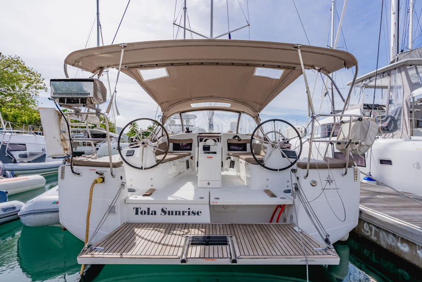 Jeanneau 410 Tola Sunrise