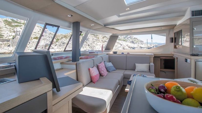 Fountaine Pajot 42 Rendezvous III