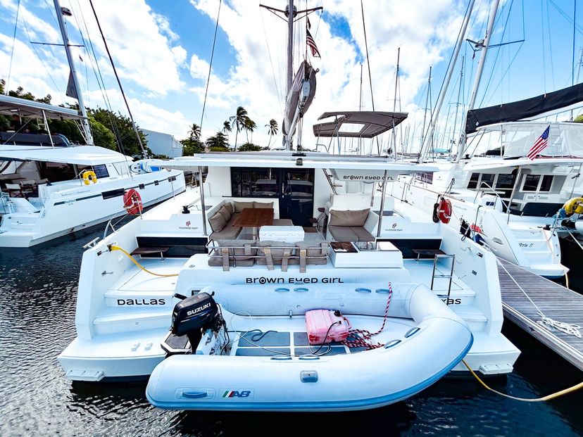Fountaine Pajot 42 Brown Eyed Girl