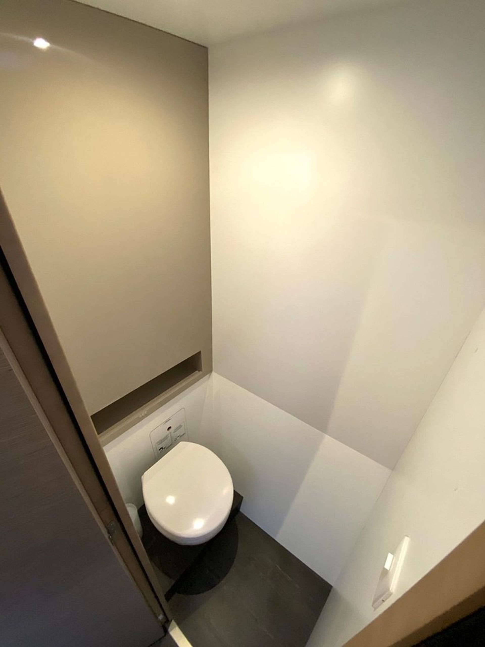 nausys-52096747-52084265-w1.jpg