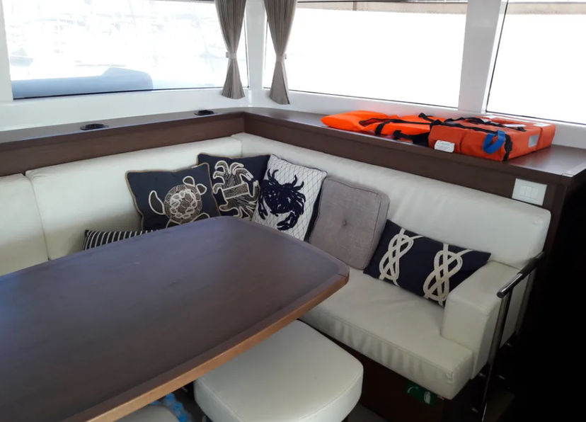 Lagoon 45 Solstice