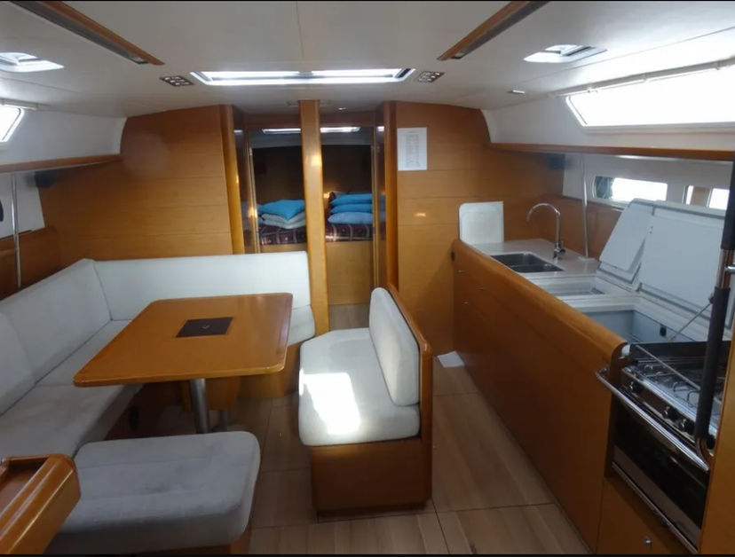 Jeanneau 46 Electra