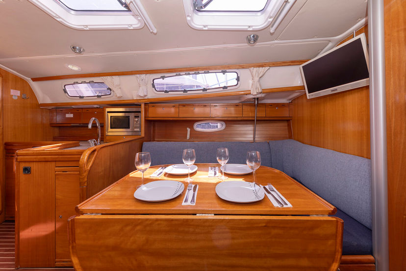Bavaria Yachtbau 34 CRUISER NinaNina