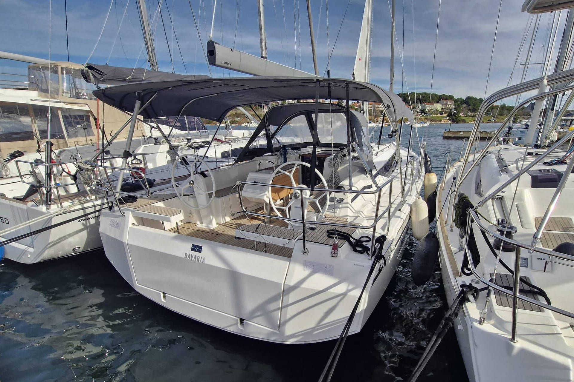 nausys-52309063-842499-n3.jpg