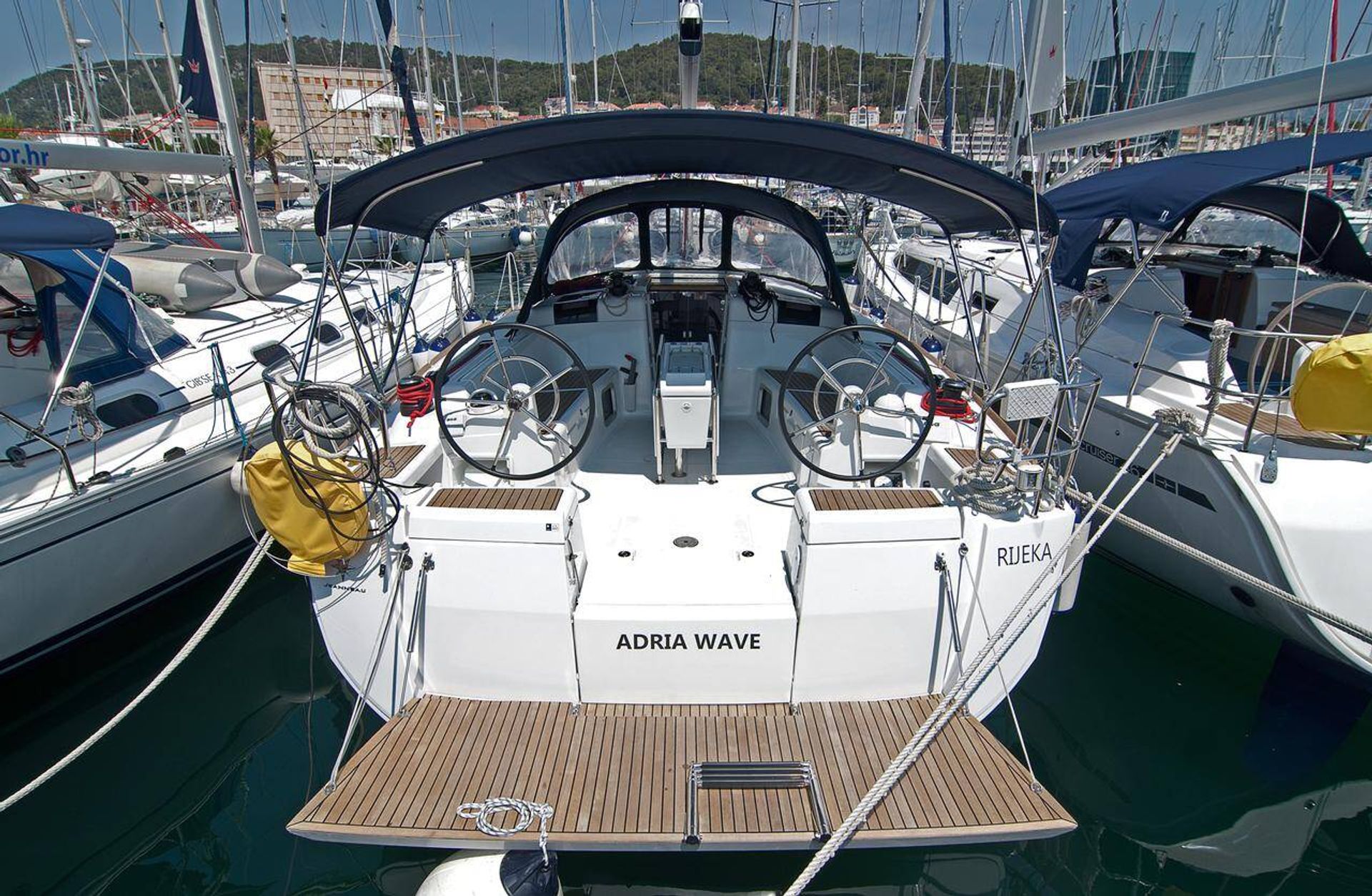 nausys-52379903-522073-main.jpg