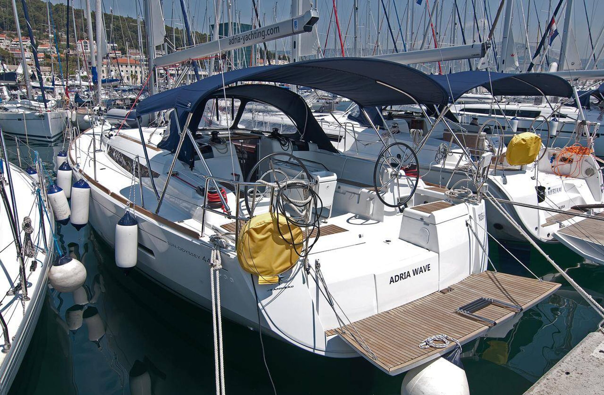 nausys-52379903-522073-n2.jpg
