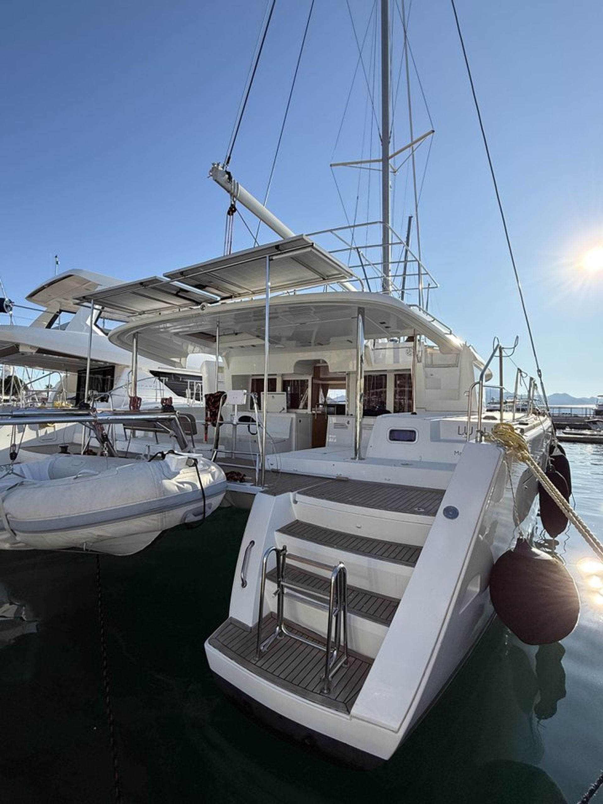 nausys-52404980-25391395-main.jpg