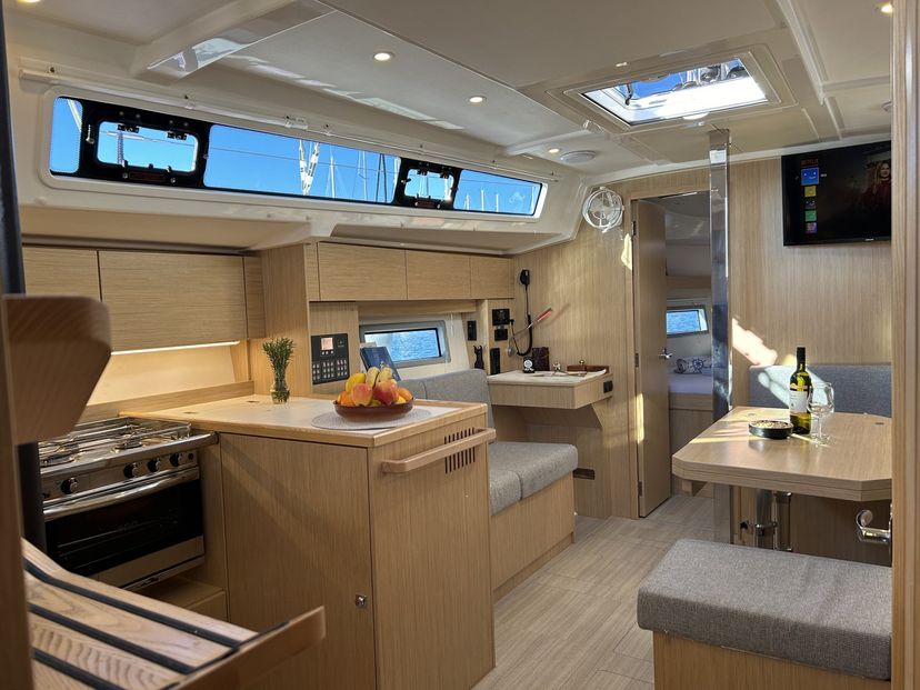 Bavaria Yachtbau 38 Asterix