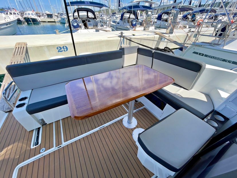 Jeanneau MERRY FISHER 1095 Helios