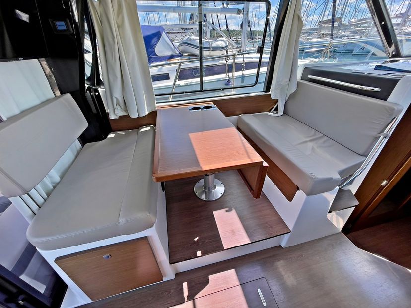 Jeanneau MERRY FISHER 1095 Helios