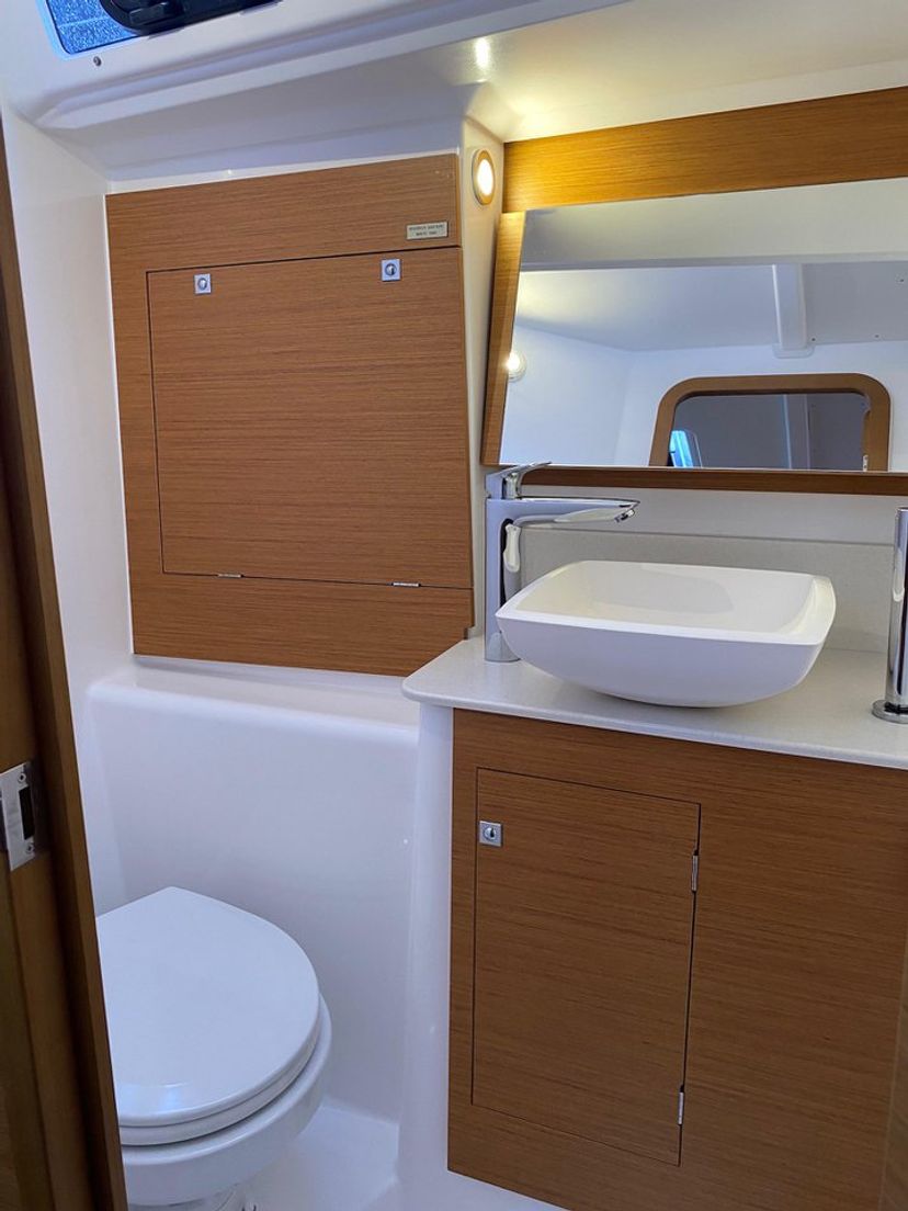 Dufour Yachts 39 Joy 5