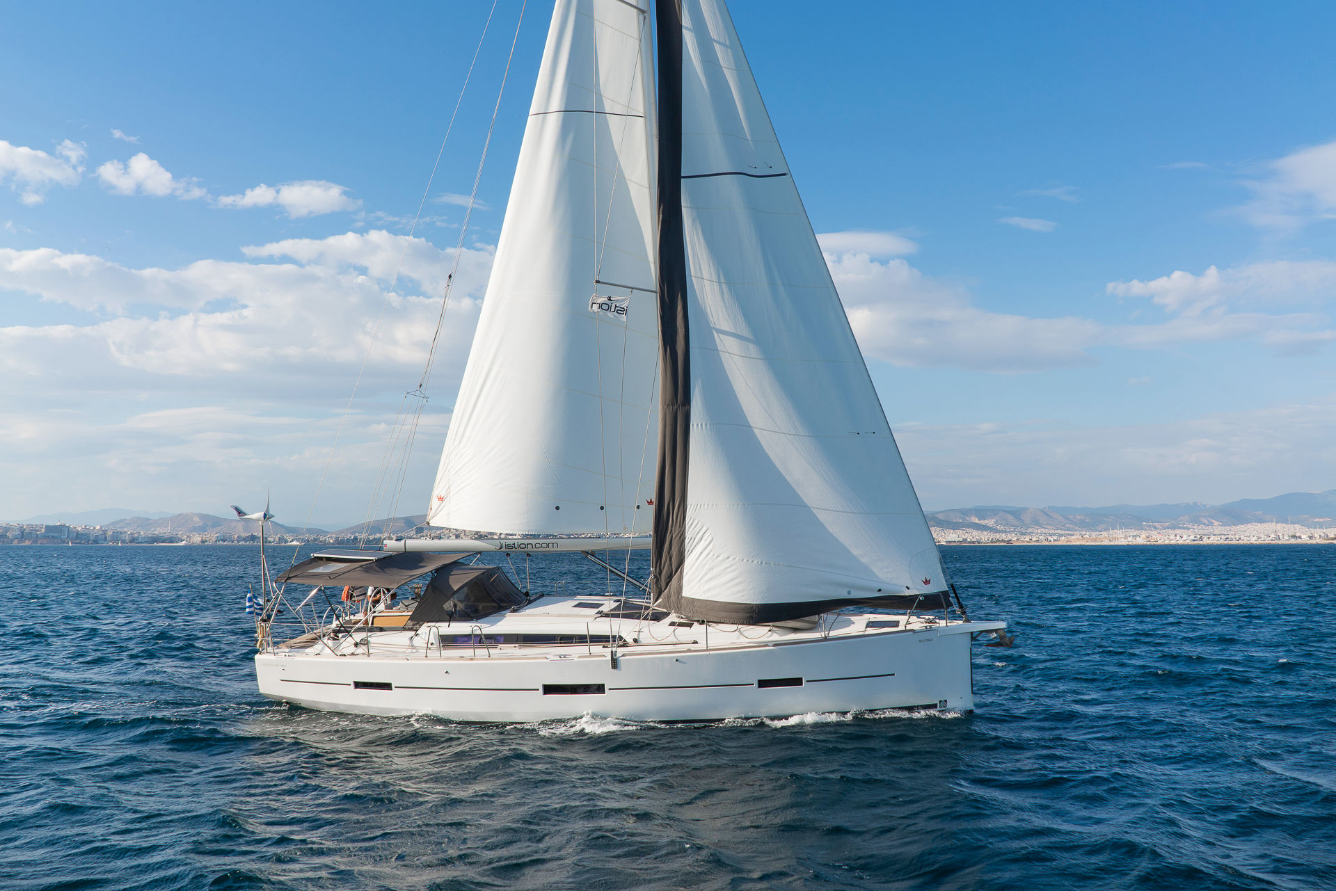 nausys-52421407-482137-main.jpg