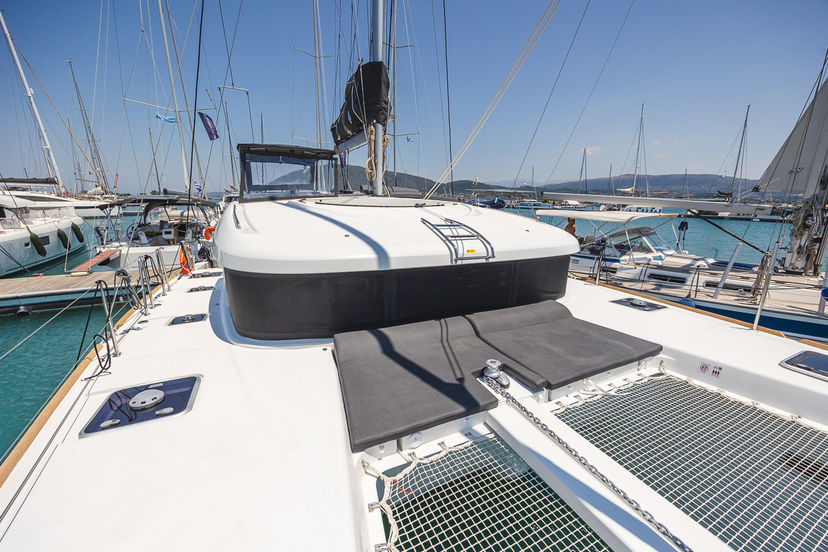 Lagoon 40 Deva