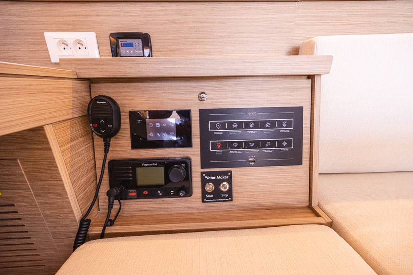 Lagoon 40 Deva