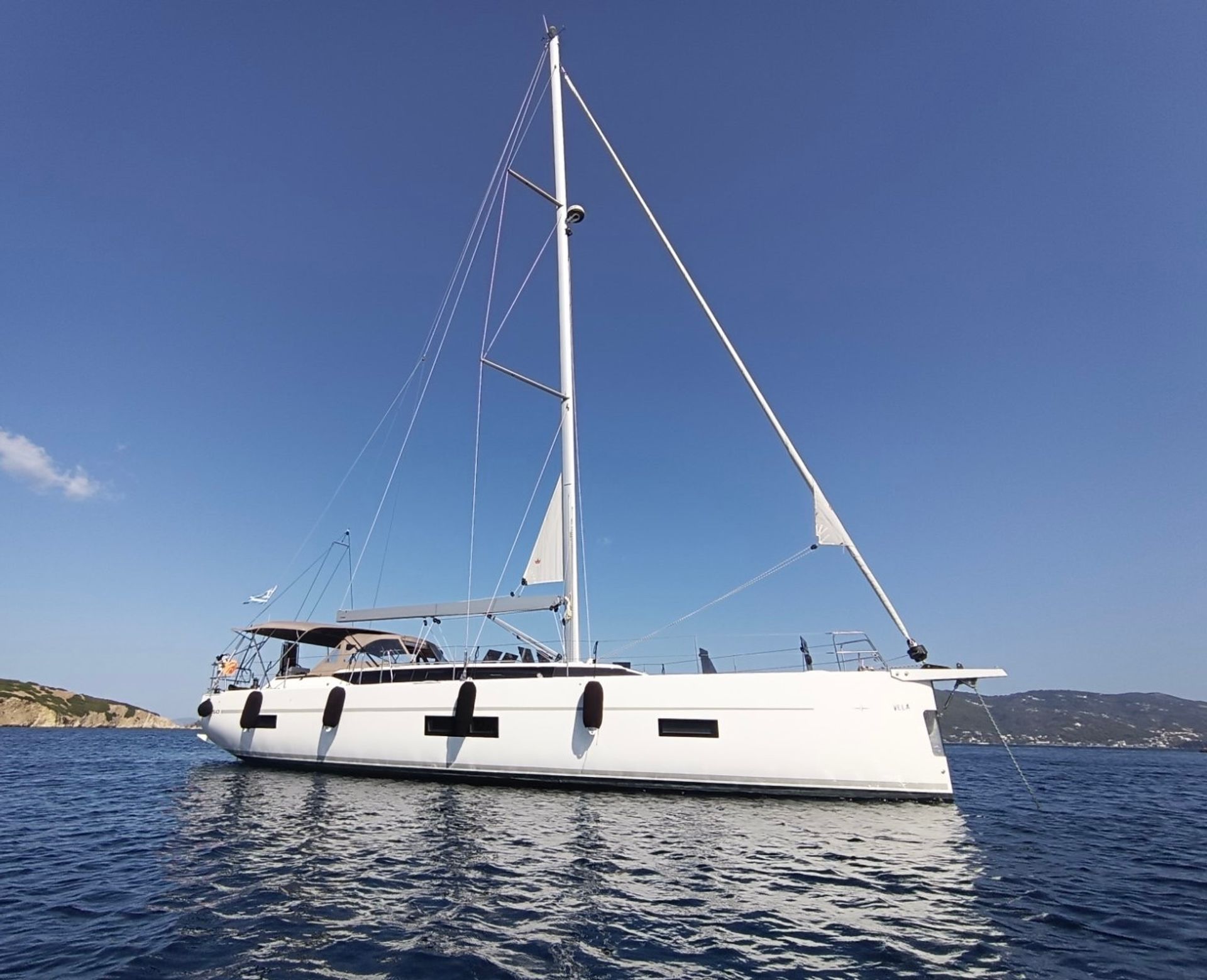 nausys-52436305-52304280-main.jpg