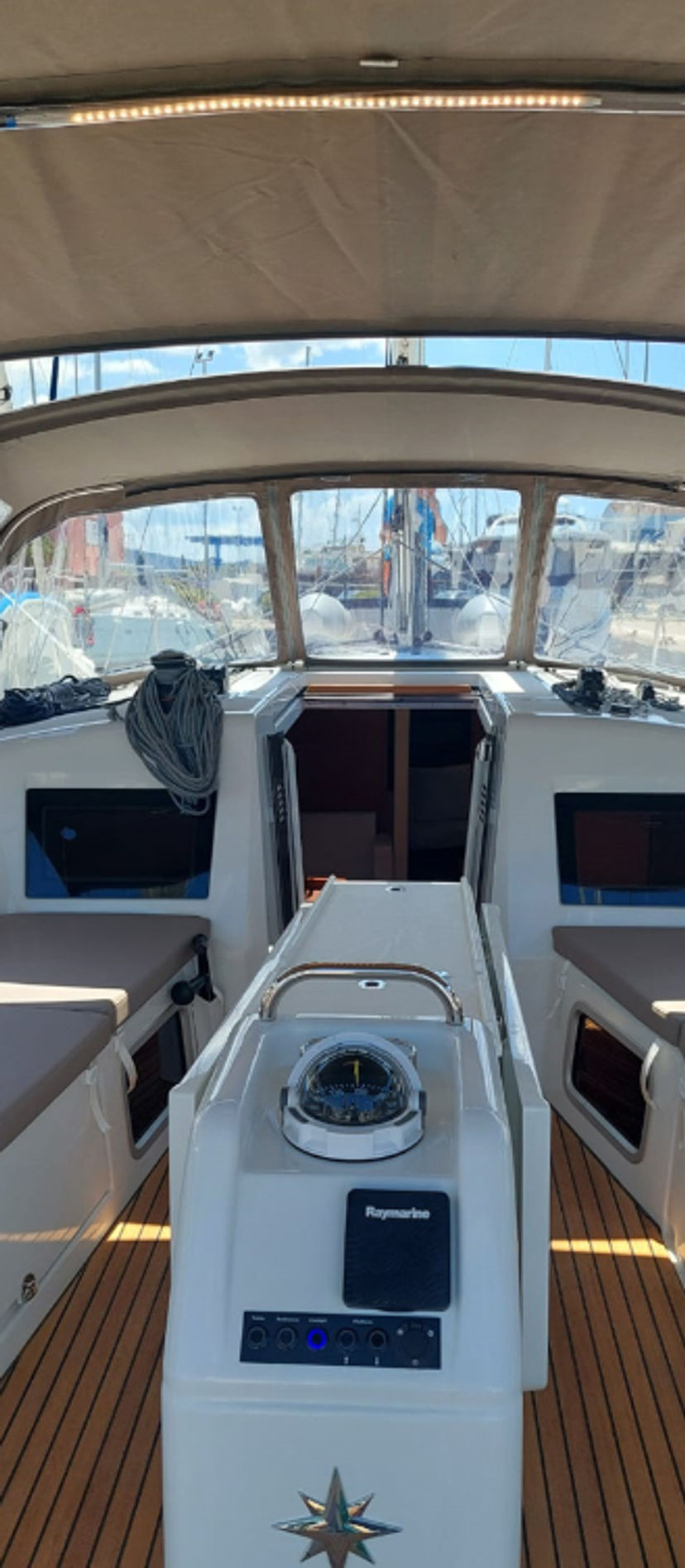 Jeanneau 410 Baghera