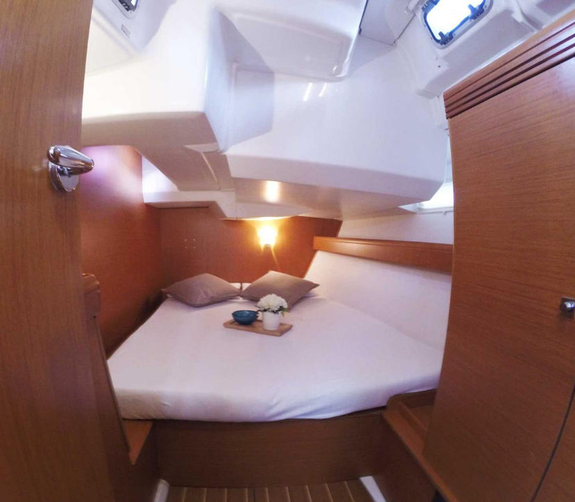 Jeanneau 42 Sweet Alis