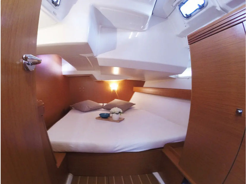 Jeanneau 42 Sweet Alis