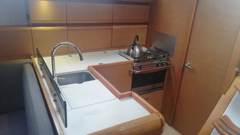Jeanneau 43 Tessie