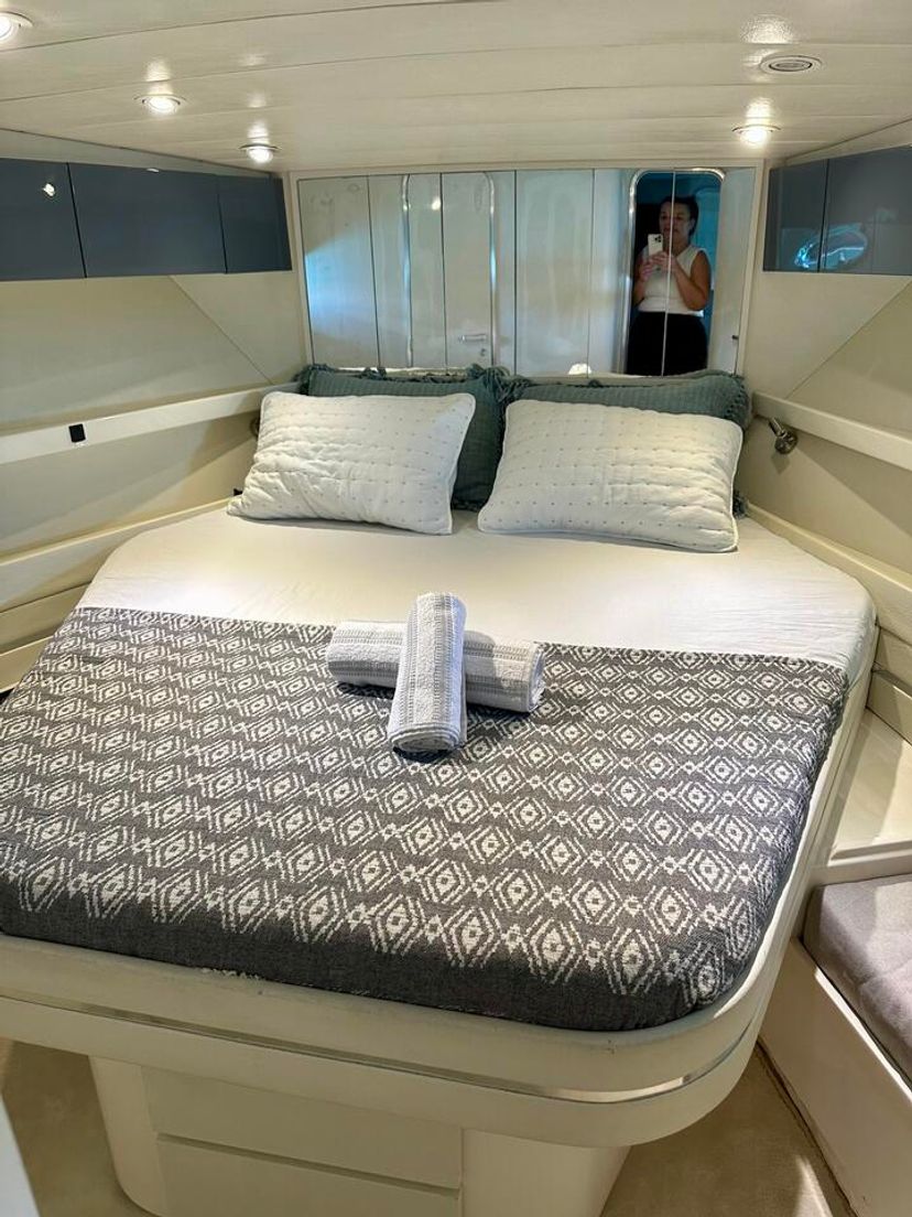 Ferretti 45 Calypso