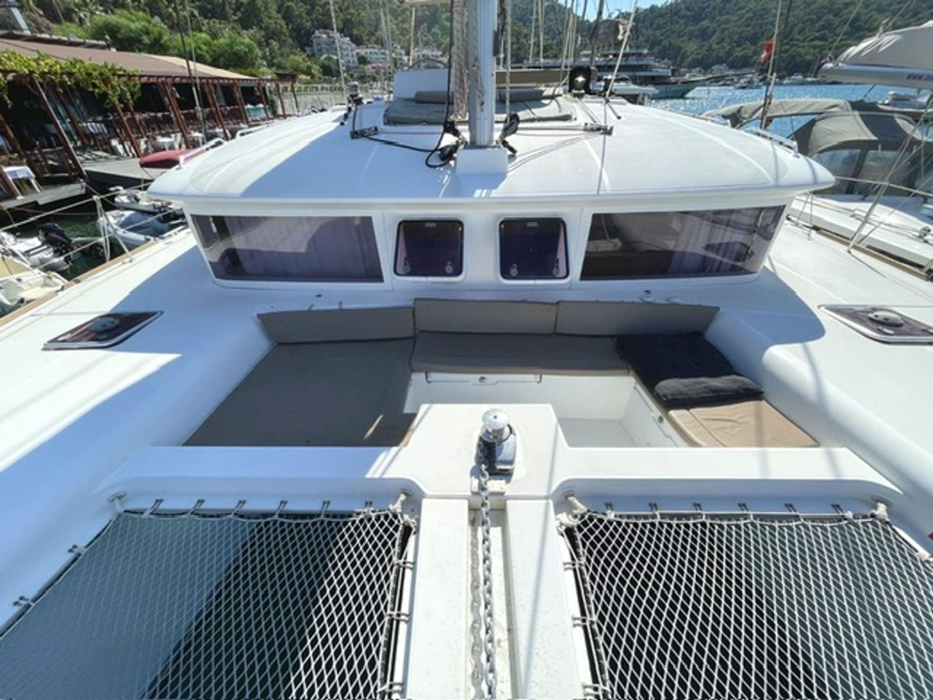 nausys-52696918-2901340-n1.JPG
