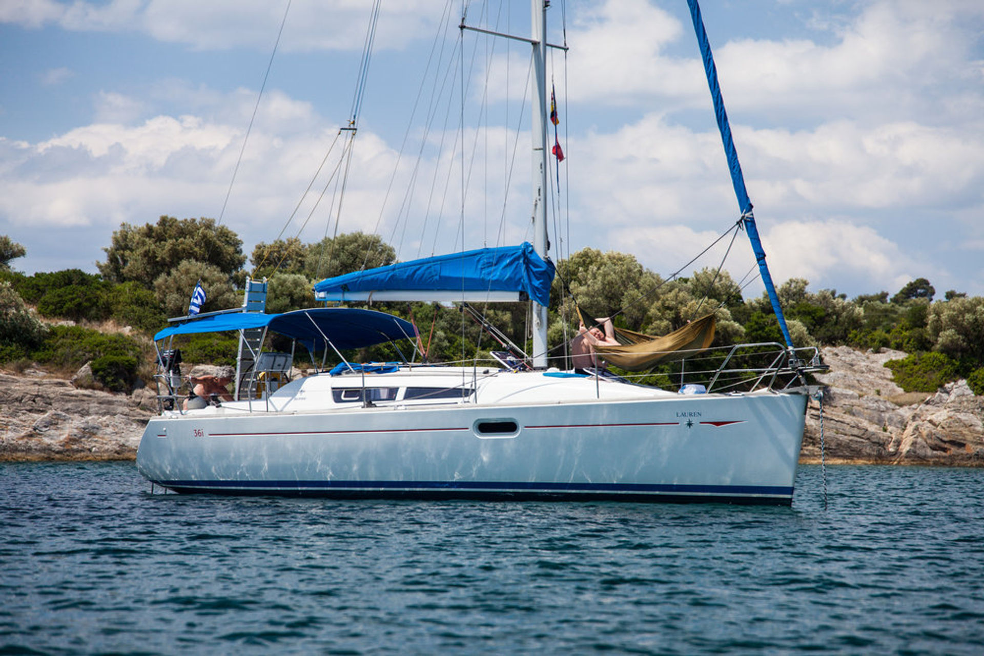 nausys-5319366-5319301-main.jpg