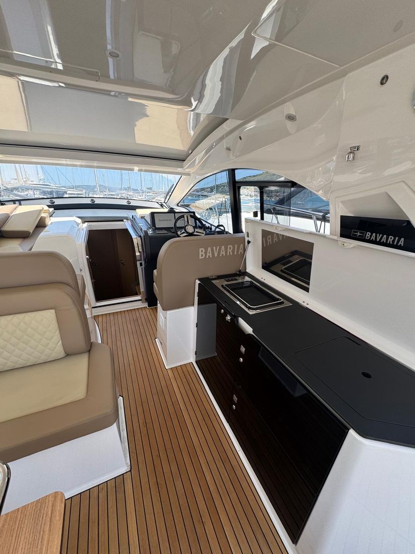 Bavaria Yachtbau R4 Ivana